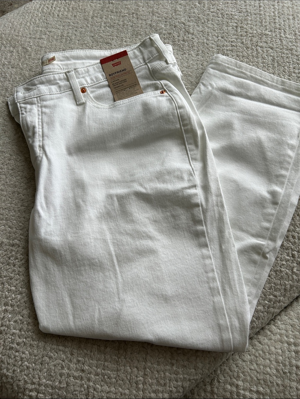 Levi's White Relaxed Straight Jeans
